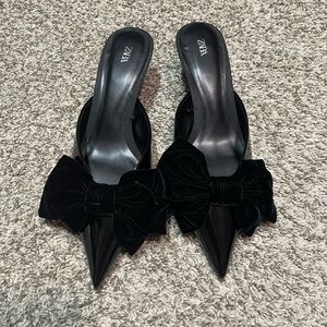 Zara Women's Black Bow Kitten Heels